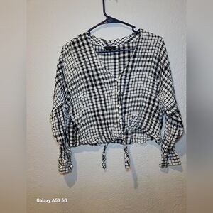Express Black and White Tie Front Crop Blouse